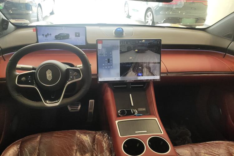 Used Hima Luxeed R7 2026 Model Pure Electric Max+ Center Console