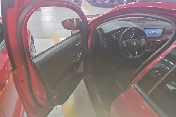 Used Ford Focus Active 2021 EcoBoost 180 Automatic Trendy Model