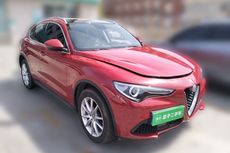 Used Alfa Romeo Stelvio 2017 2.0T 200HP Luxury Edition
