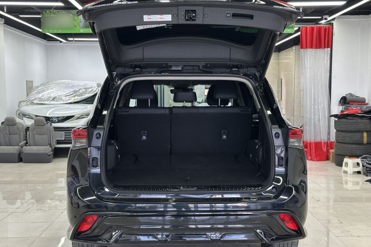 Used Toyota Highlander 2023 2.5L Smart Electric Hybrid Dual-Engine Four-Wheel Drive Prestige Version – 7 Seats
