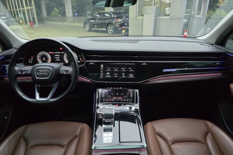 Used Audi Q7 2023 45 TFSI quattro S line Sport model