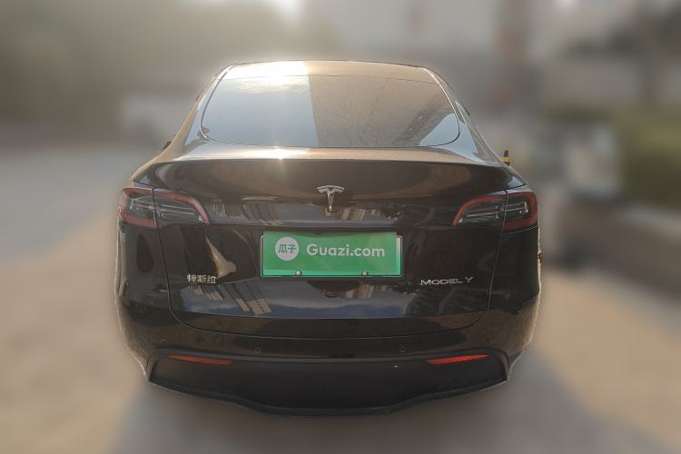 Used Tesla Model Y 2023 Rear-Wheel-Drive Version