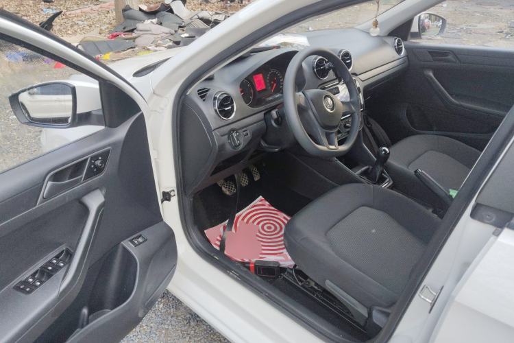 Used Volkswagen Jetta 2017 1.5L Manual Fashion Edition