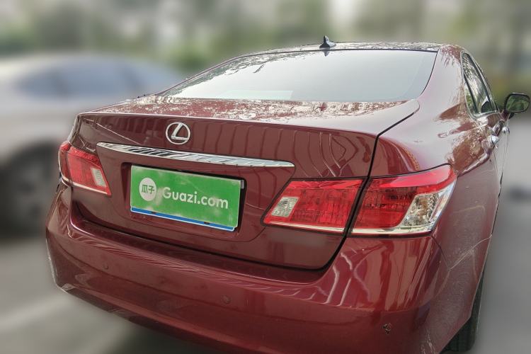 Used Lexus ES 2010 240 Luxury Edition Rear