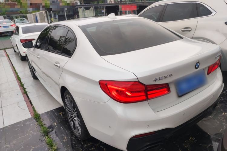 Used BMW 5 Series 2018 Restyled 530Li Leading Edition M Sport Package
