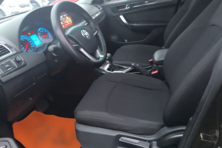 Used Brilliance V5 2014 1.5T Automatic Two-Wheel Drive Sport Model