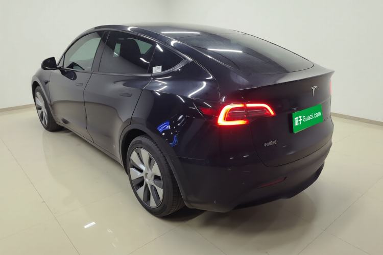 Used Tesla Model Y 2022 Rear-Wheel-Drive Version