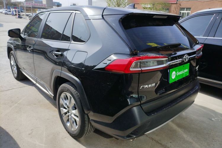 Used Toyota Wildlander 2022 2.0L CVT 4x4 Luxury PLUS Edition
