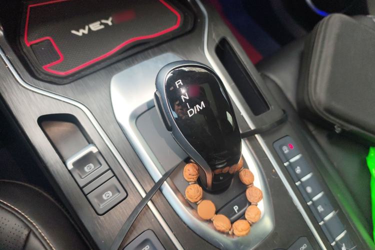 Used Wey VV6 2020 2.0T Two-Wheel Drive Smart Protection+