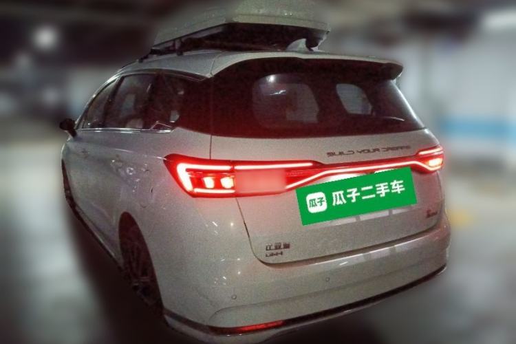 Used BYD Song MAX New Energy 2022 DM-i 105KM Flagship Model

