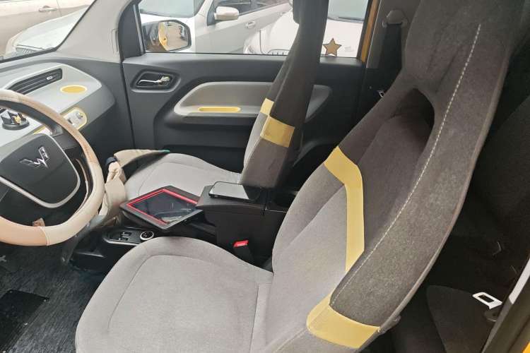 Used Wuling Hongguang MINIEV 2021 Macaron Premium Model – Lithium Iron Phosphate
