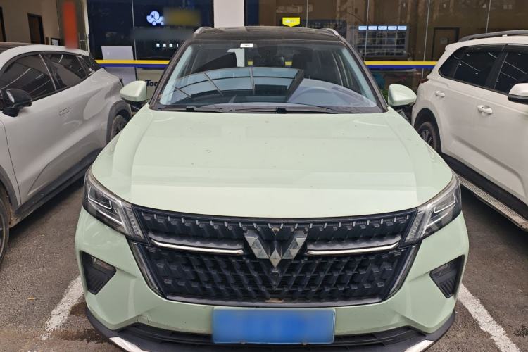 Used Wuling Asta 2021 1.5T CVT Starlight Edition Front