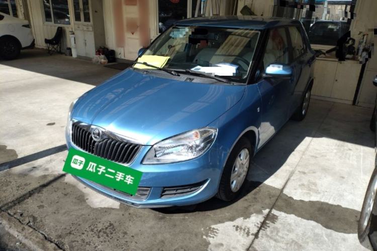 Used Skoda Fabia 2014 1.4L Automatic Crystal Edition