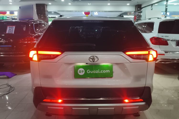 Used Toyota RAV4 2022 2.0L CVT 4x4 Style Plus Edition Rear