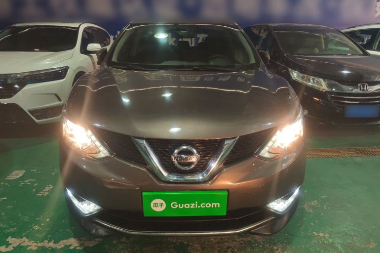 Used Nissan Qashqai 2016 2.0L CVT Elite Edition Front