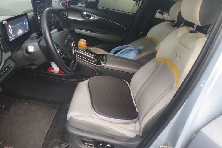 Used AION V 2023 Plus 80 Smart Enjoyment Seven-Seater Edition Ternary Lithium
