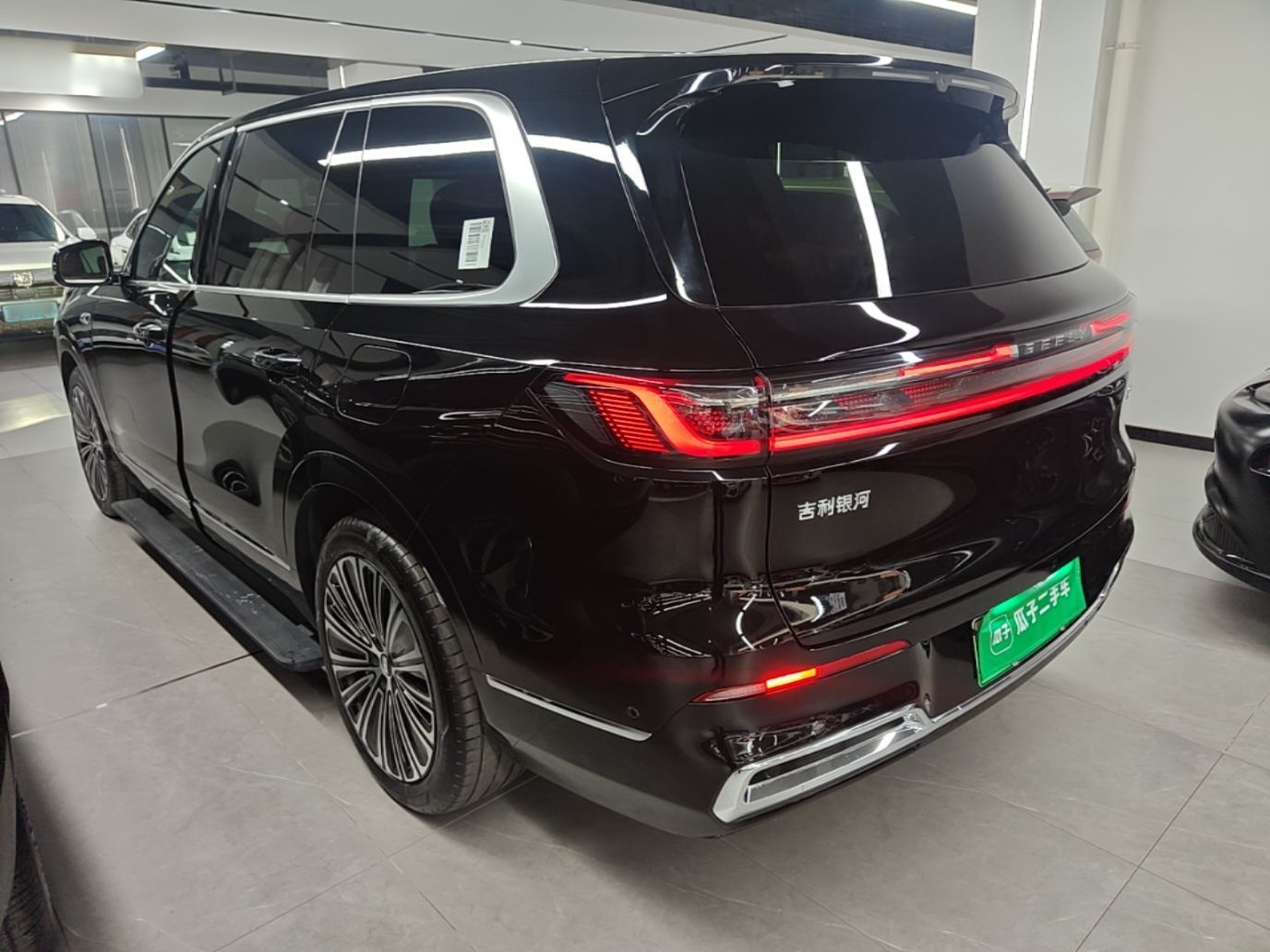 Geely Galaxy M9 2025 Model 210km Four-Wheel-Drive Leading Edition — снимка 4