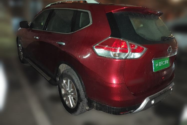 Used Nissan X-Trail 2015 2.0L CVT Comfort MAX Edition 2WD
