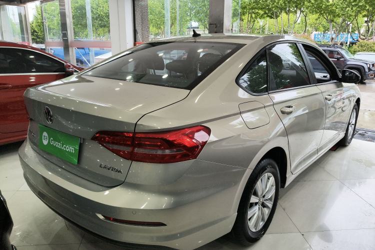 Used Volkswagen Lavida 2019 1.5L Automatic Fashion Edition China VI
