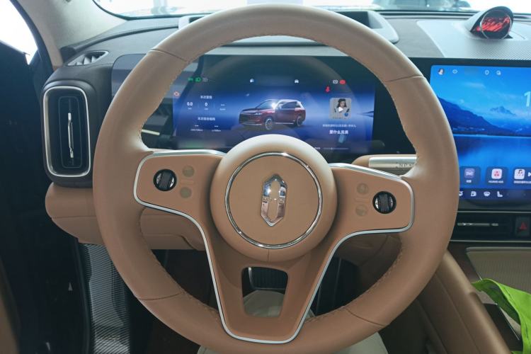 Used Hima AITO M9 2025 Extended-Range Ultra Version 52 kWh 6-Seater Steering Wheel