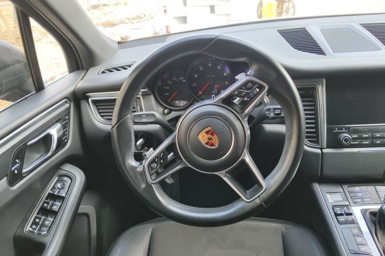 Used Porsche Macan 2017 Macan 2.0T
