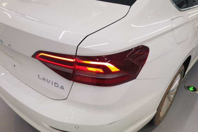 Used Volkswagen Lavida 2022 1.5L Automatic Comfort Edition
