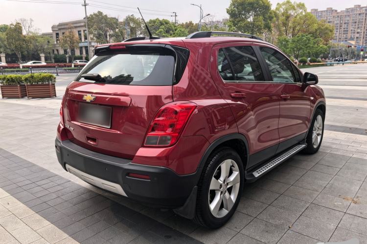 Used Chevrolet Trax 2014 1.4T Automatic Two-Wheel Drive Luxury Model Exterior 4