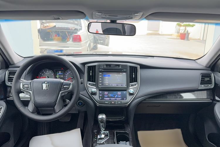 Used Toyota Crown 2015 2.0T Fashion Edition