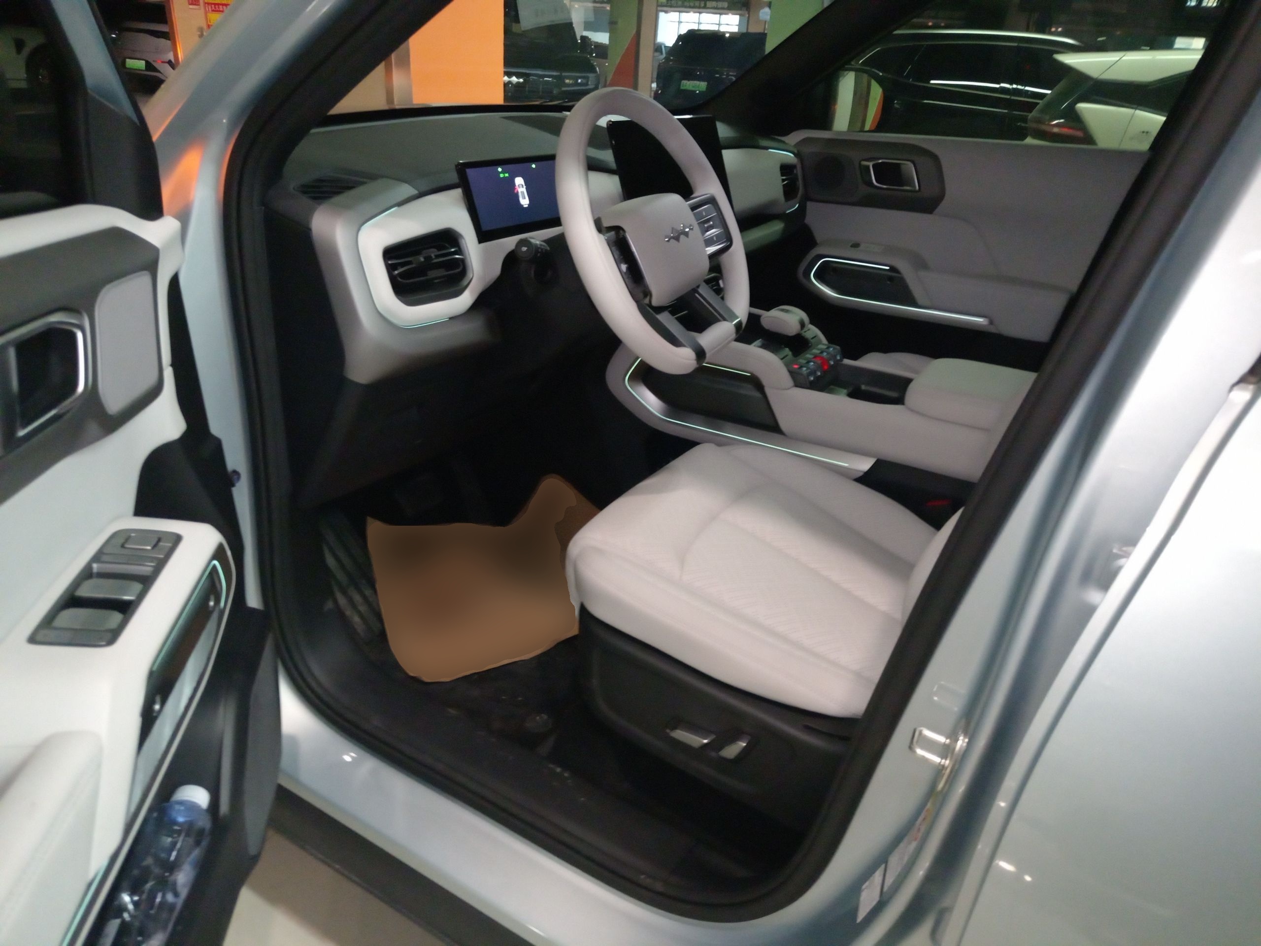 Переднее сиденье в автомобиле