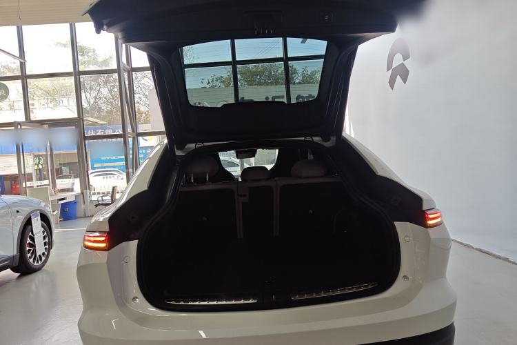 Used Nio EC6 2024 75 kWh
