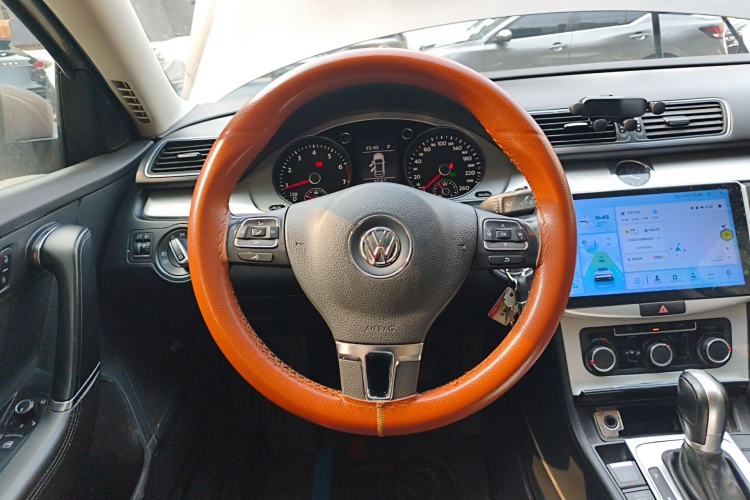 Used Volkswagen Magotan 2013 1.8TSI Premier Model