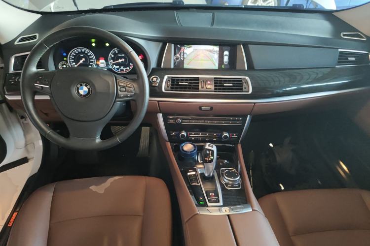Used BMW 5 Series GT 2017 528i Leading Model
