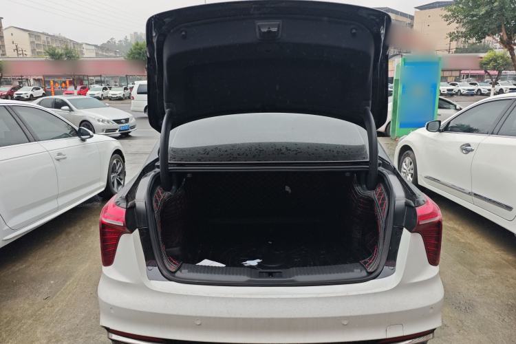 Used Hongqi H5 2023 2.0T Automatic Smart Connect Flagship Edition
