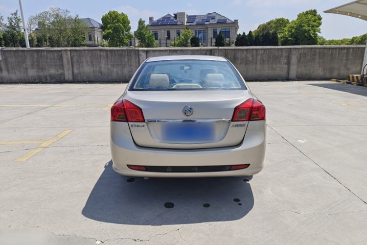 Used Buick Excelle 2013 1.5L Manual Classic Model Exterior 5