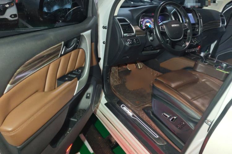 Used Haval H9 2017 2.0T Diesel 4x4 Premium 5-Seater
