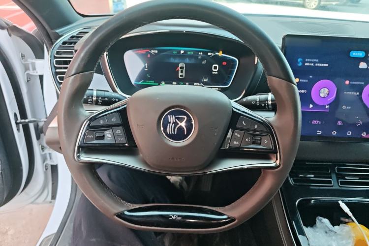 Used BYD Han 2023 DM-i Champion Edition 121KM Prestige Model
