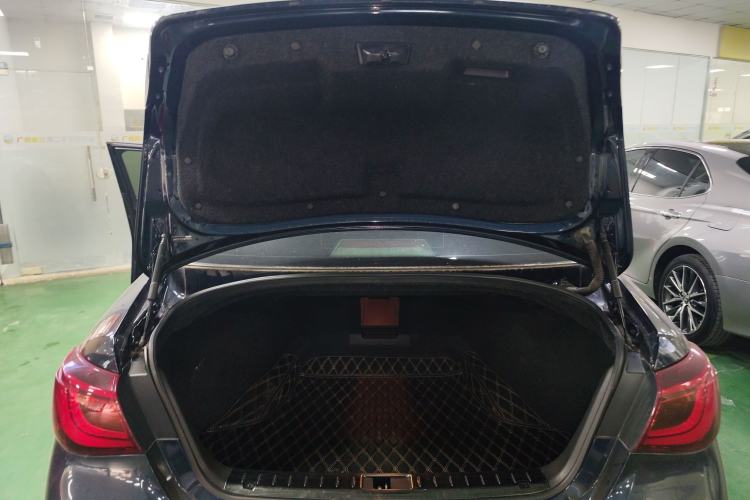 Used Infiniti Q70 2017 Q70L 2.5L Elite Edition
