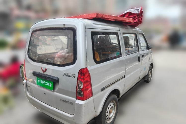 Used Wuling Rongguang 2011 1.2L Base Version

