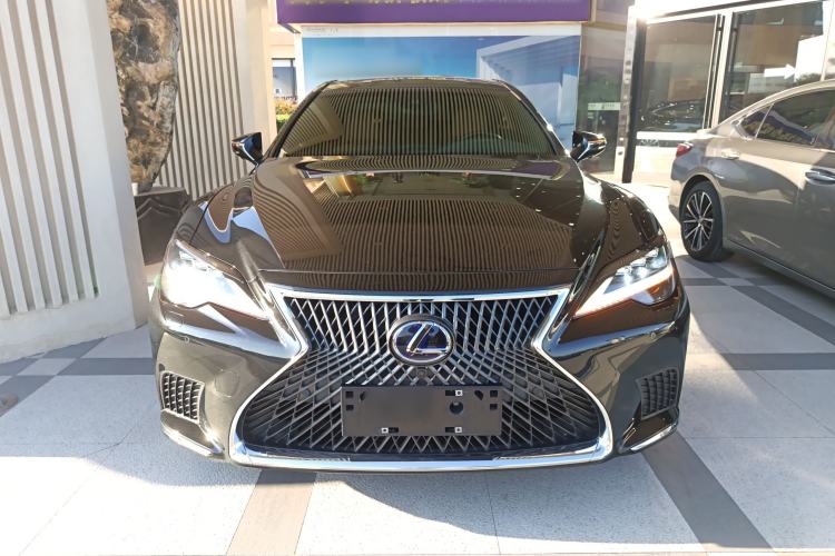 Used Lexus LS 2021 500h Excellence Edition
