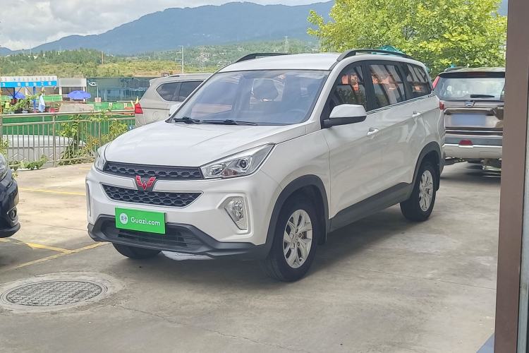 Used Wuling Hongguang S3 2019 1.5L Manual Comfort Model China VI Standard