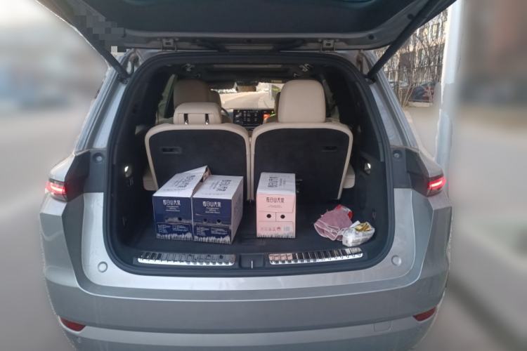 Used Li Auto L9 2022 Max model
