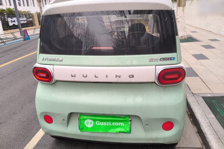 Used Wuling Hongguang MINIEV 2024 3rd Generation 215km Advanced Version
