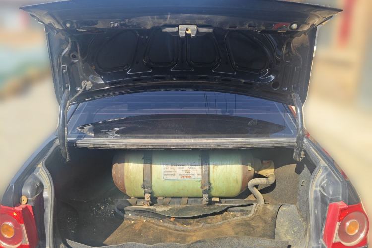 Used Volkswagen Santana Vista 2008 1.8L Manual Sishang Model Trunk