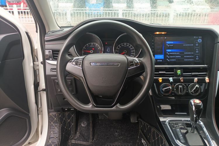 Used Venucia T70 2020 2.0L CVT Luxury Edition China VI Standard Steering Wheel
