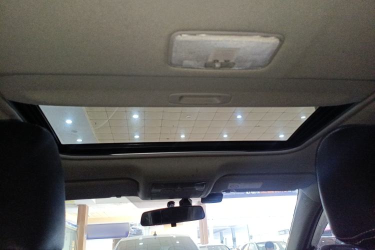 Used Toyota Levin 2017 Revised Dual-Engine 1.8H GS E-CVT Elite Sunroof Version China V Standard