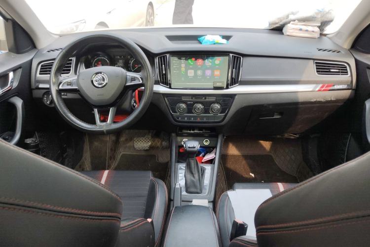 Used Skoda Kamiq 2020 Facelifted GT 1.5L Automatic Flagship Version China VI Standard Center Console