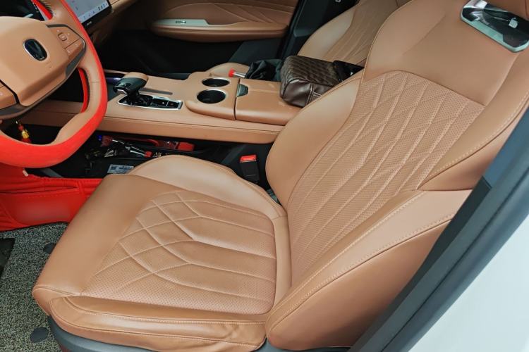 Used CHANGAN UNI-Z New Energy 2024 Blue Whale Smart Electric iDD 125km Beyond Edition Left Front Seat