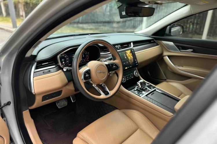 Used Jaguar XFL 2024 2.0T P250 Two-Wheel Drive Prestige Luxury Edition