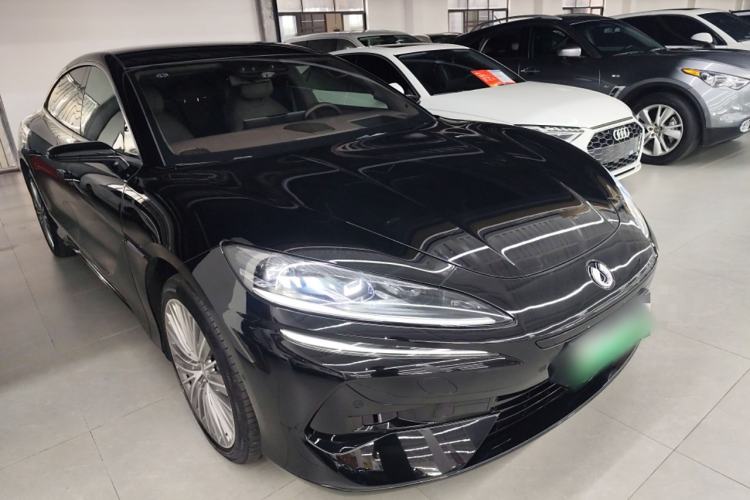 Used Denza Z9 2024 1100 km All-Wheel-Drive Ultra Version