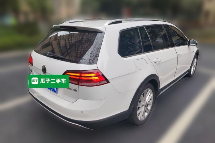 Used Volkswagen Golf 2019 1.8TSI Travel Edition
